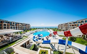 Premier Fort Cuisine - Full Board